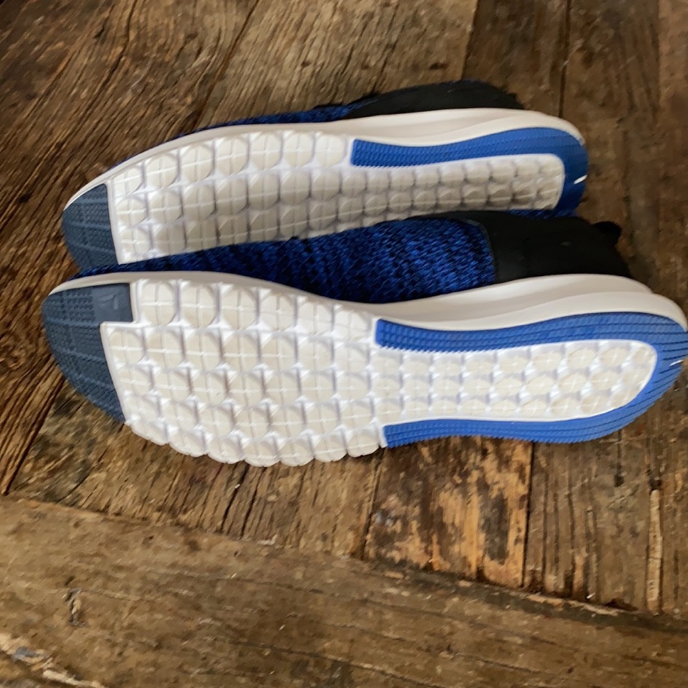 Reebok Print Lux Black Blue Sneakers - Picture 4 of 5